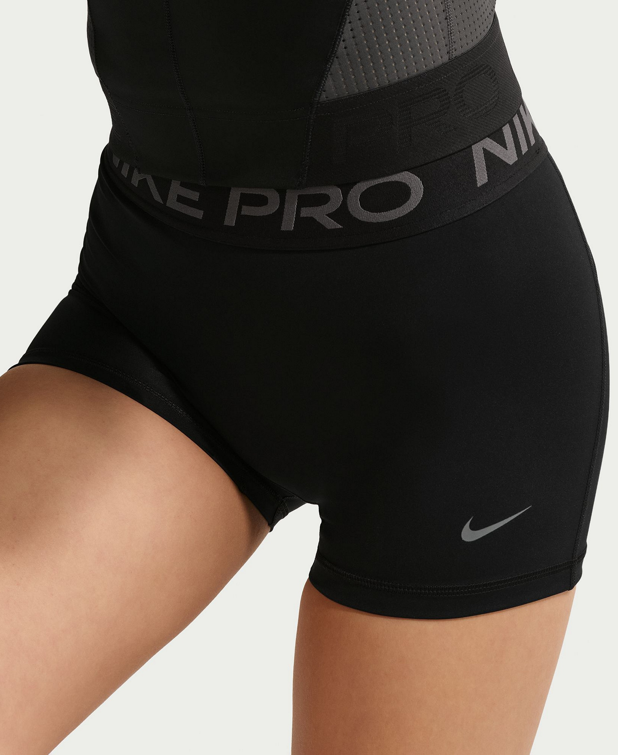 Nike Women's Mid-Rise Biker Shorts - Black/black/iron Grey