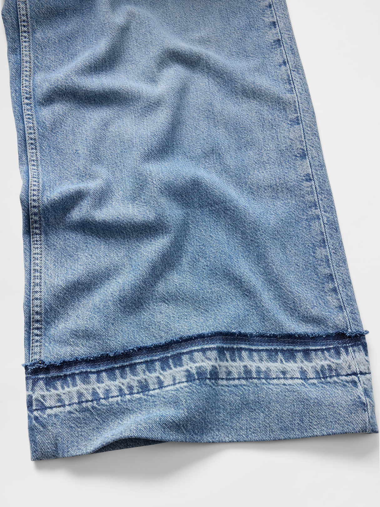 Mid Rise Denim Stripe Baggy Jeans - Medium wash