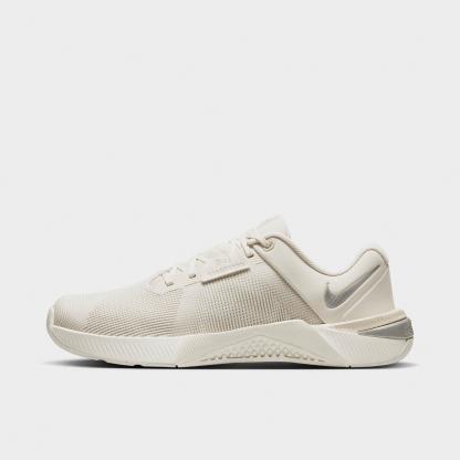 Women's Nithtke Metcon 10 Training Shoes - Light Orewood Brown/Phantom/Sail/Metallic Silver - Left shoe facing left. Outside of the shoe.