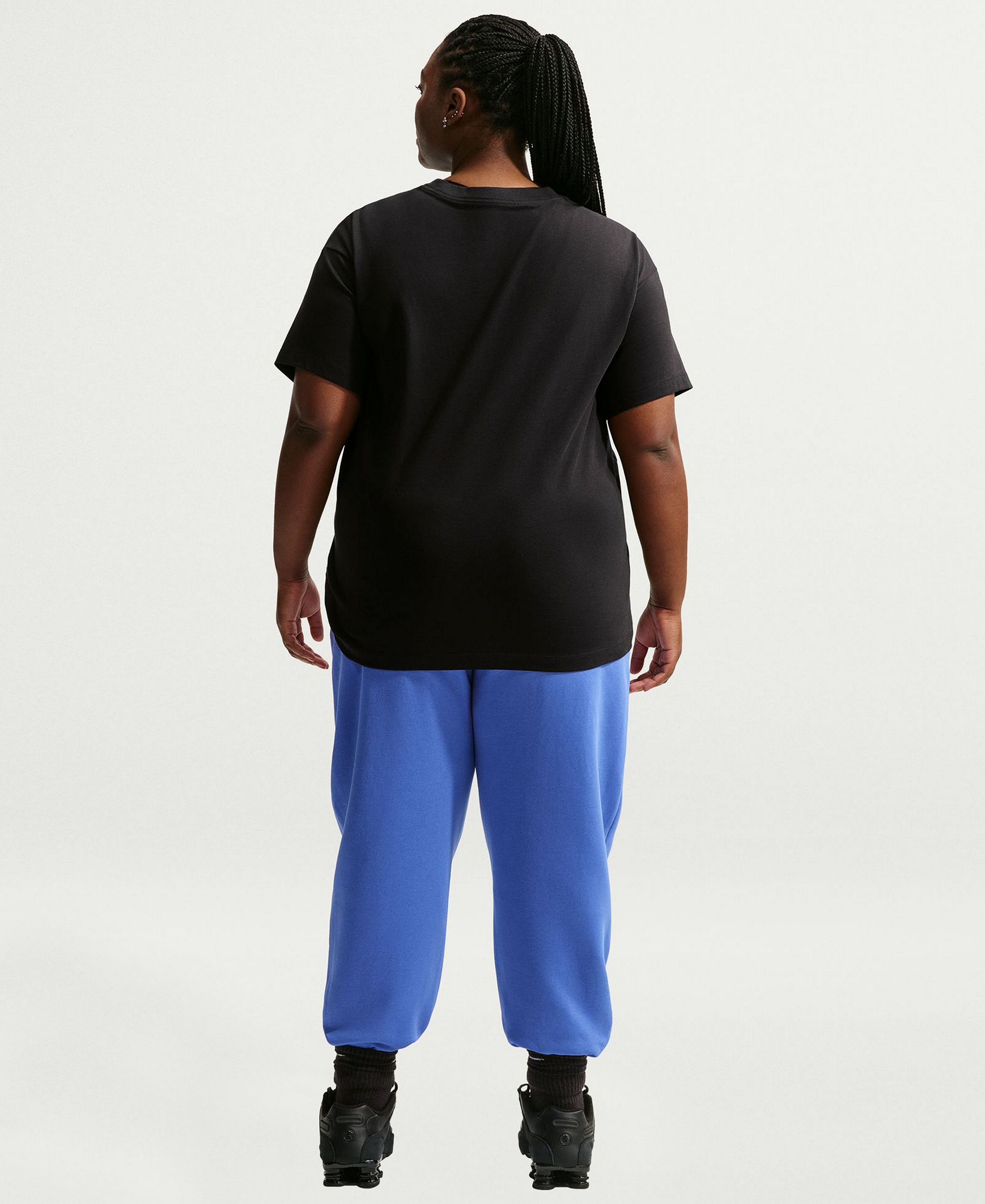 Nike Women's Sportswear Crewneck T-Shirt - Black/white