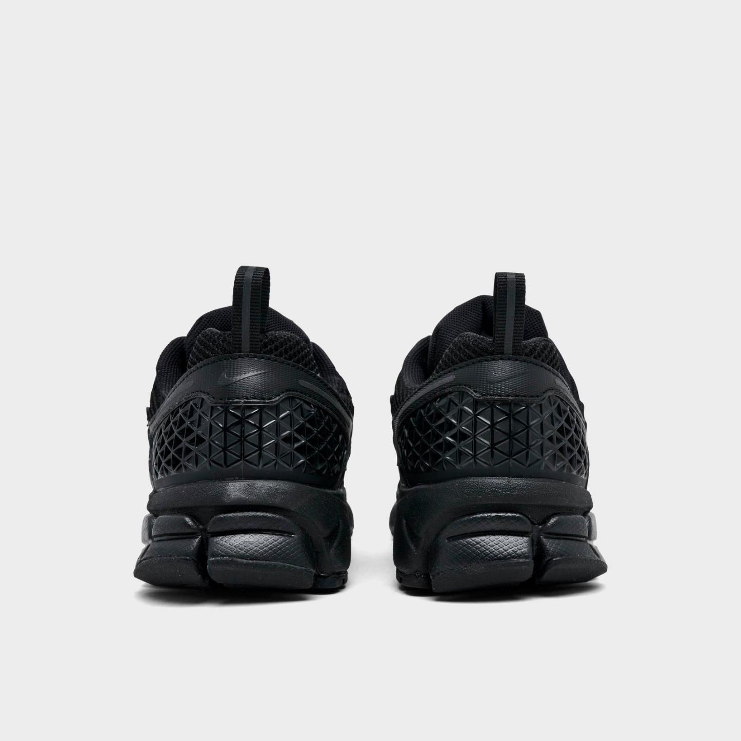 Big Kids' Nike Vomero 5 Casual Shoes - Black/Black