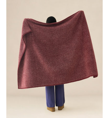 UGG® Classic UGGfluff Throw, 50" x 70" - Coffee Berry