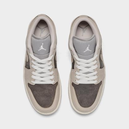 Women's Air Jordan 1 Low SE Casual Shoes - Enigma Stone/Oatmeal/Pale Ivory/Hemp - view 5
