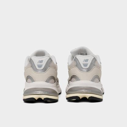 Women's New Balance 2010 Casual Shoes - Sea Salt/Timberwolf - view 3