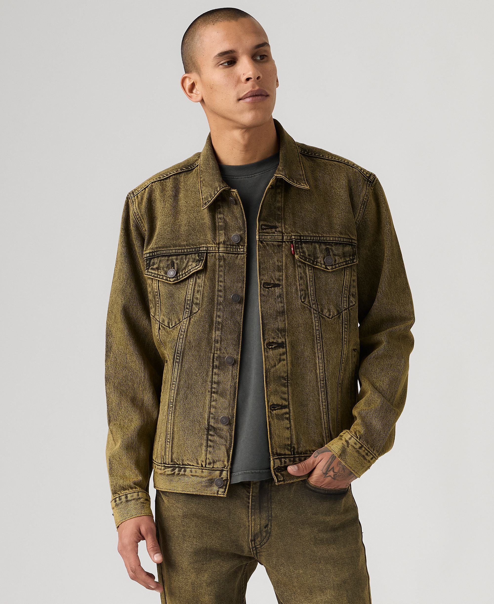 Levi's Men's Regular-Fit Stretch Denim Trucker Jacket - Space Dust