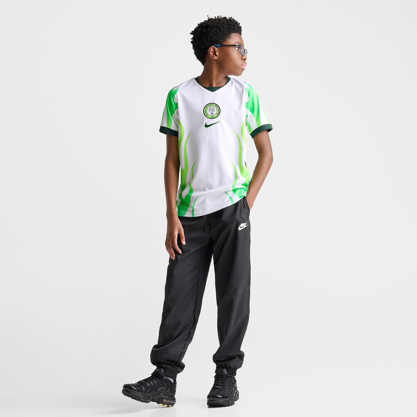 Big Kids' Nike Nigeria 26 Stadium Away Dri-FIT Replica Soccer Jersey - White/Green Glow/Black