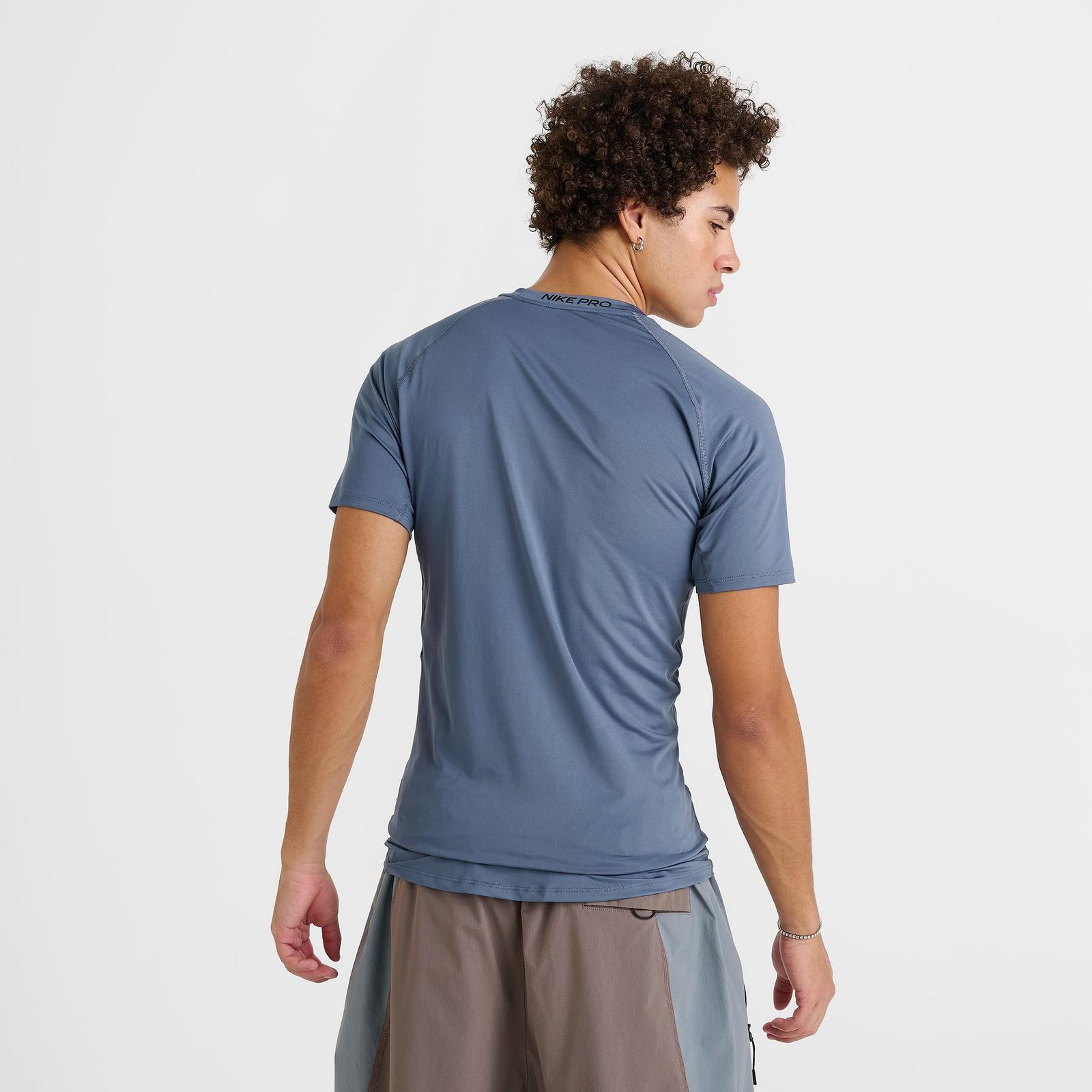 Men's Nike Pro Dri-FIT Tight Short-Sleeve Fitness Top - Diffused Blue/Black