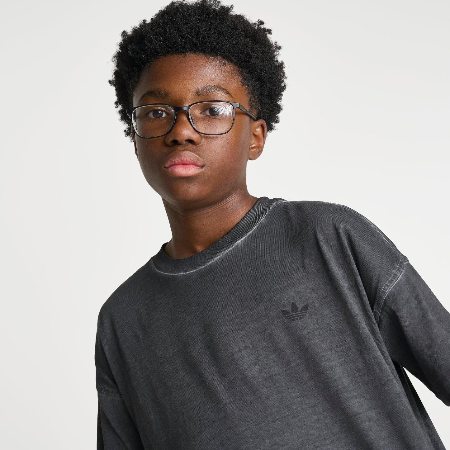 Big Kids' adidas Originals Washed Logo Short-Sleeve T-Shirt - Black