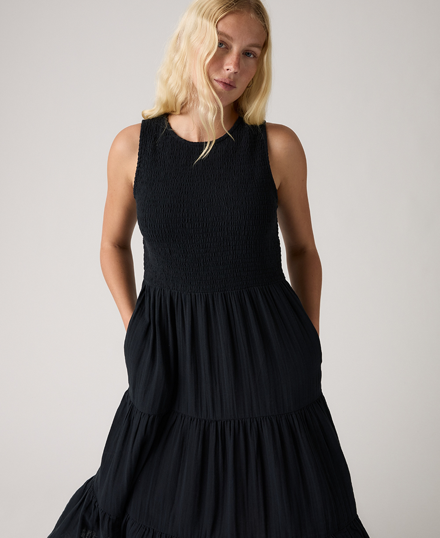 Levi's Women's Cely Smocked Tiered Dress - Anthracite Night