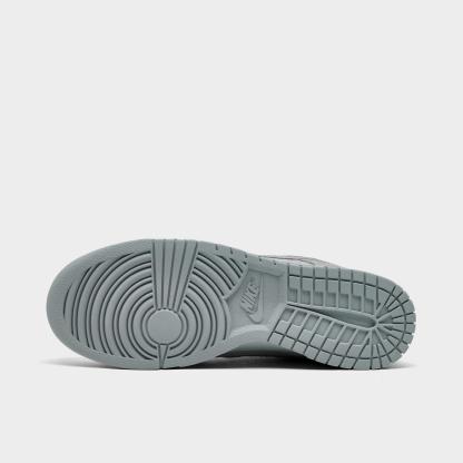 Men's Nike Dunk Low Retro SE Casual Shoes - Wolf Grey/Wolf Grey