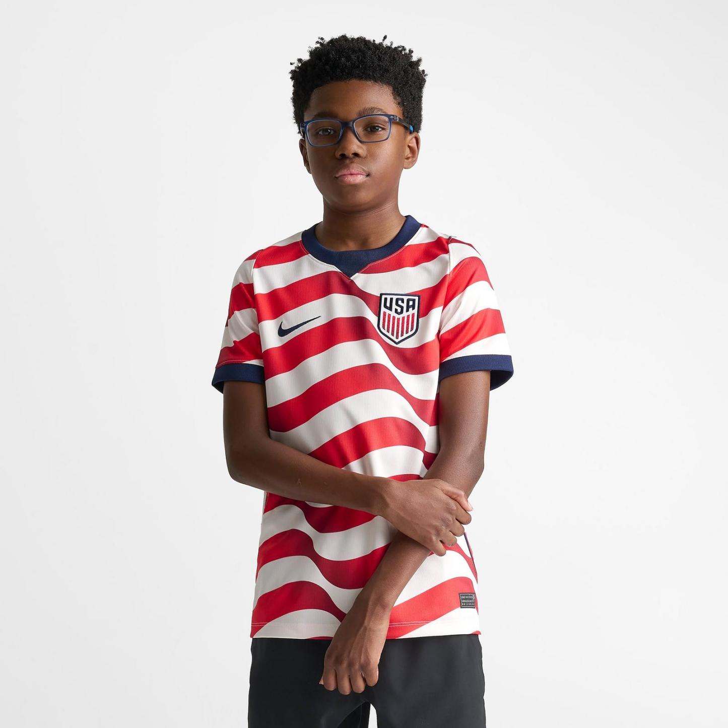 Big Kids' Nike USA 26 Stadium Home Dri-FIT Replica Soccer Jersey - Sail/Midnight Navy