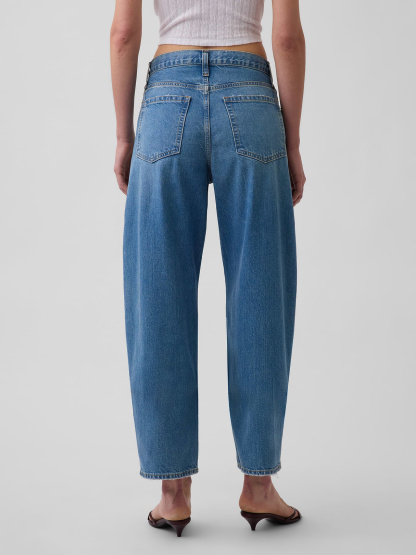 High Rise Crop Barrel Jeans - Medium wash
