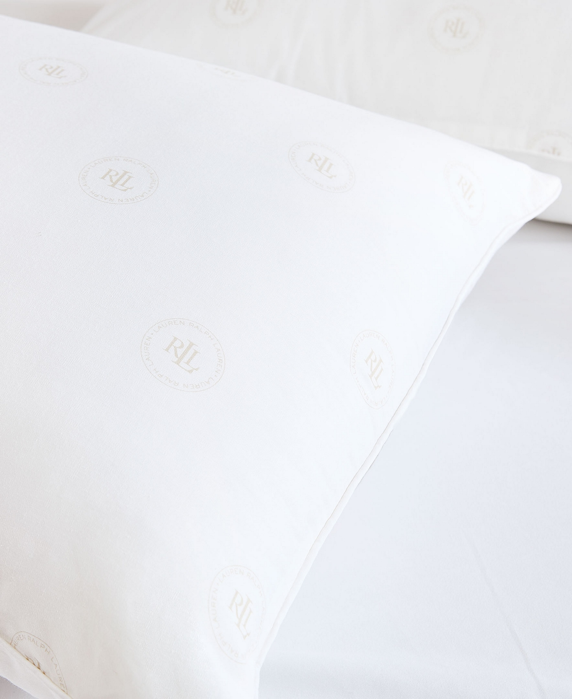 Lauren Ralph Lauren Dalton Logo 2-Pack Pillows, Standard/Queen - White