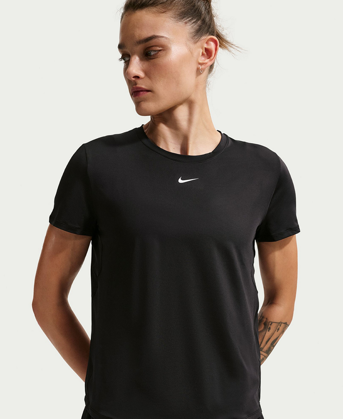 Nike Women's One Classic Dri-Fit Short-Sleeve Top - Black/white