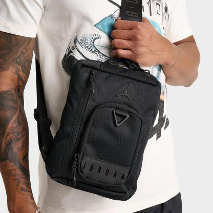 Jordan Collectors Crossbody Bag (3L) - Black - view 1