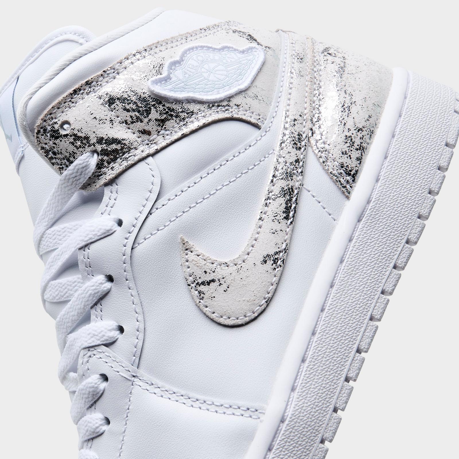 Men's Air Jordan Retro 1 Mid SE Casual Shoes - White/White/White/Field Silver - view 3