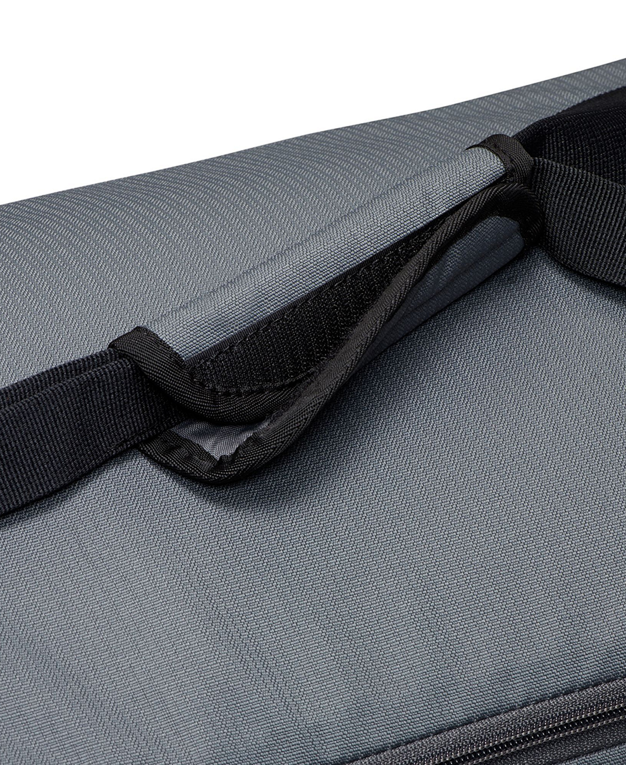 Nike Brasilia 9.5 Training Duffel Bag (Medium, 60L) - Grey