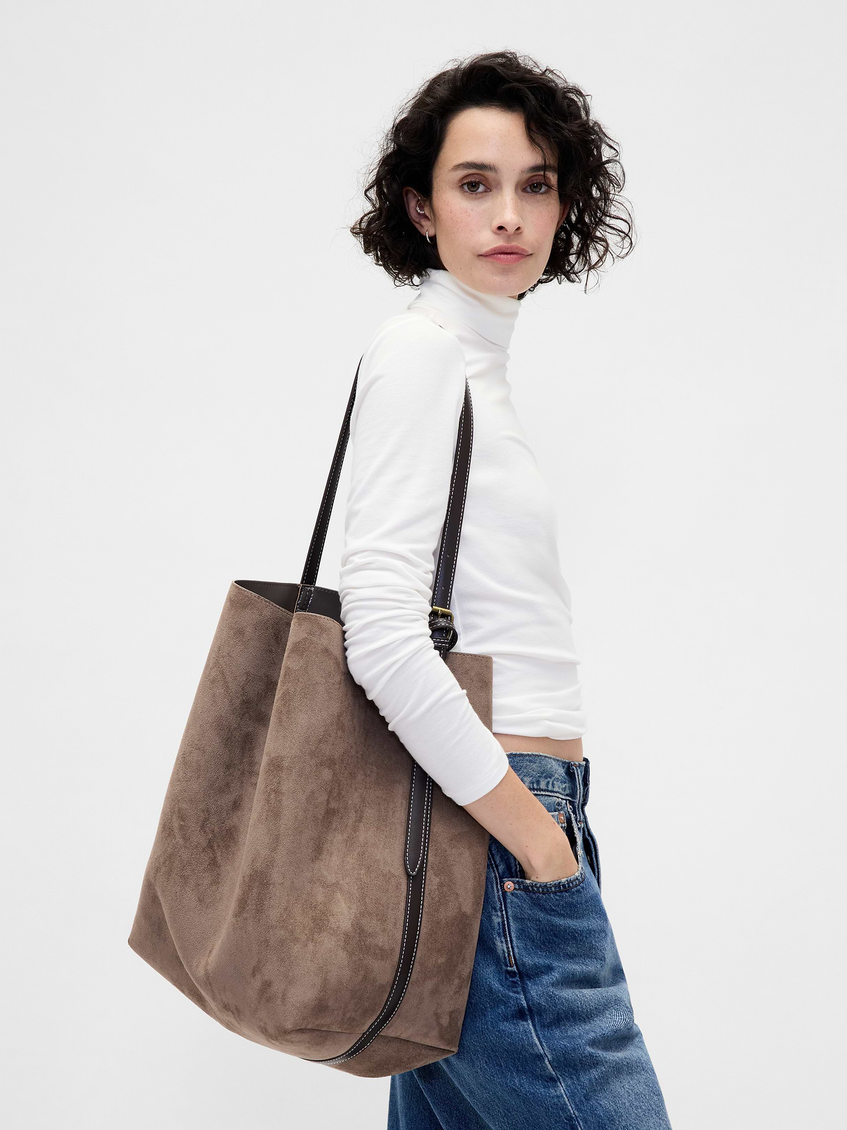 Vegan Suede Bucket Bag - Sandy taupe beige