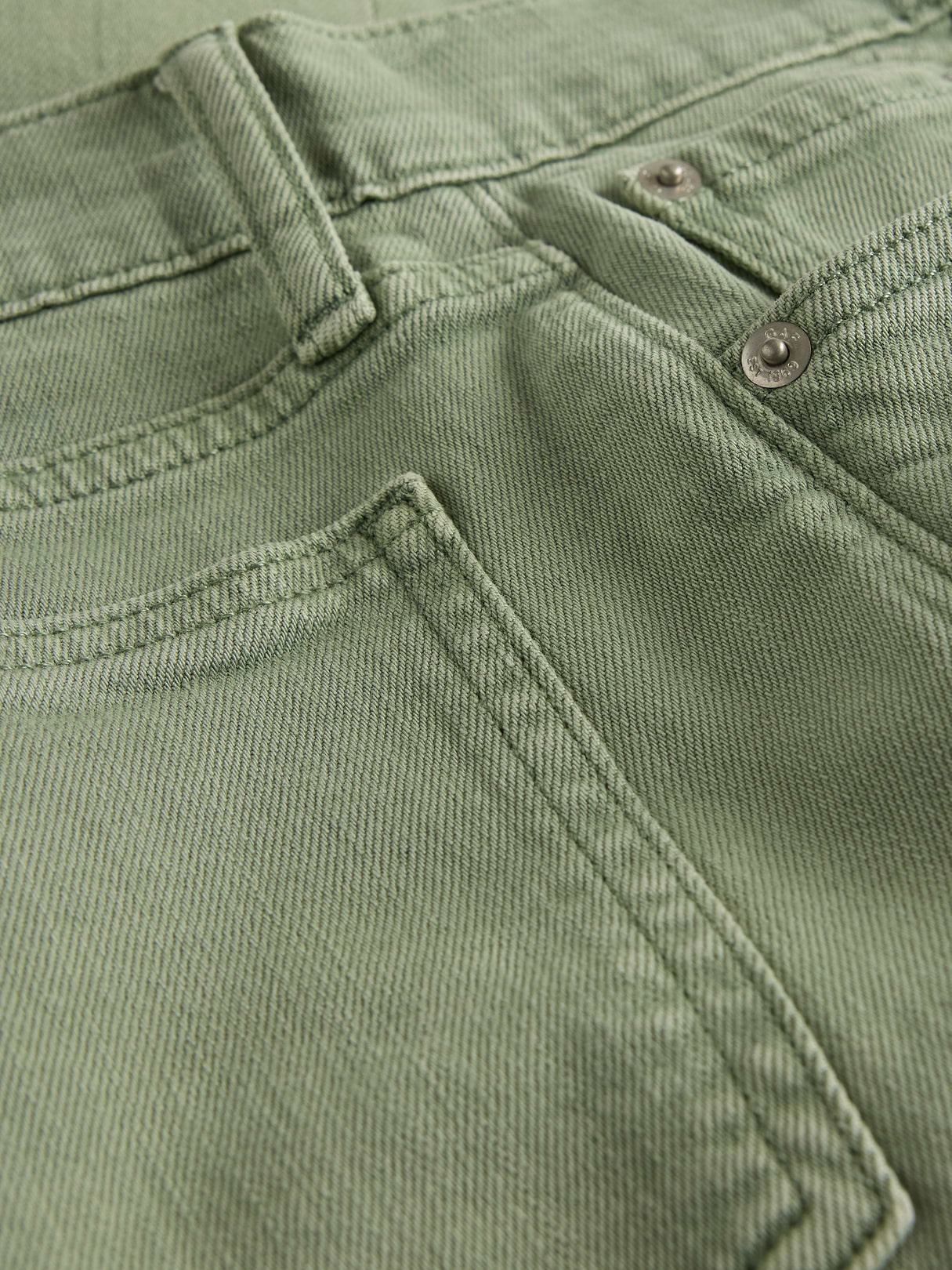 High Rise '90s Slim Straight Jeans - Twig green
