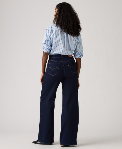 Levi's Women's 318 Shaping Stellar-Stretch Wide-Leg Jeans in short length - Darkest Sky