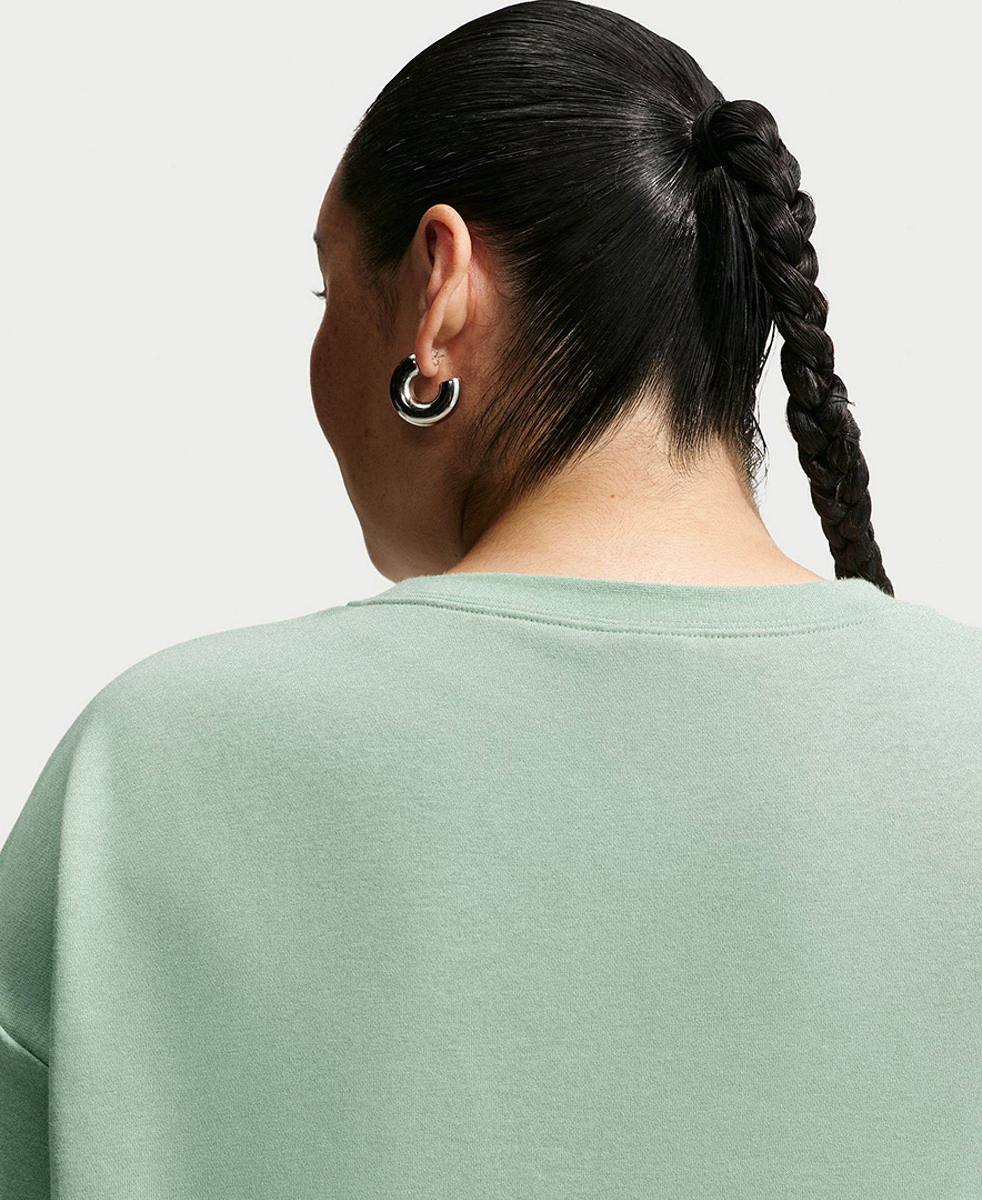 Nike Women's Sportswear Club Fleece Loose Crewneck Sweatshirt - Steam/white