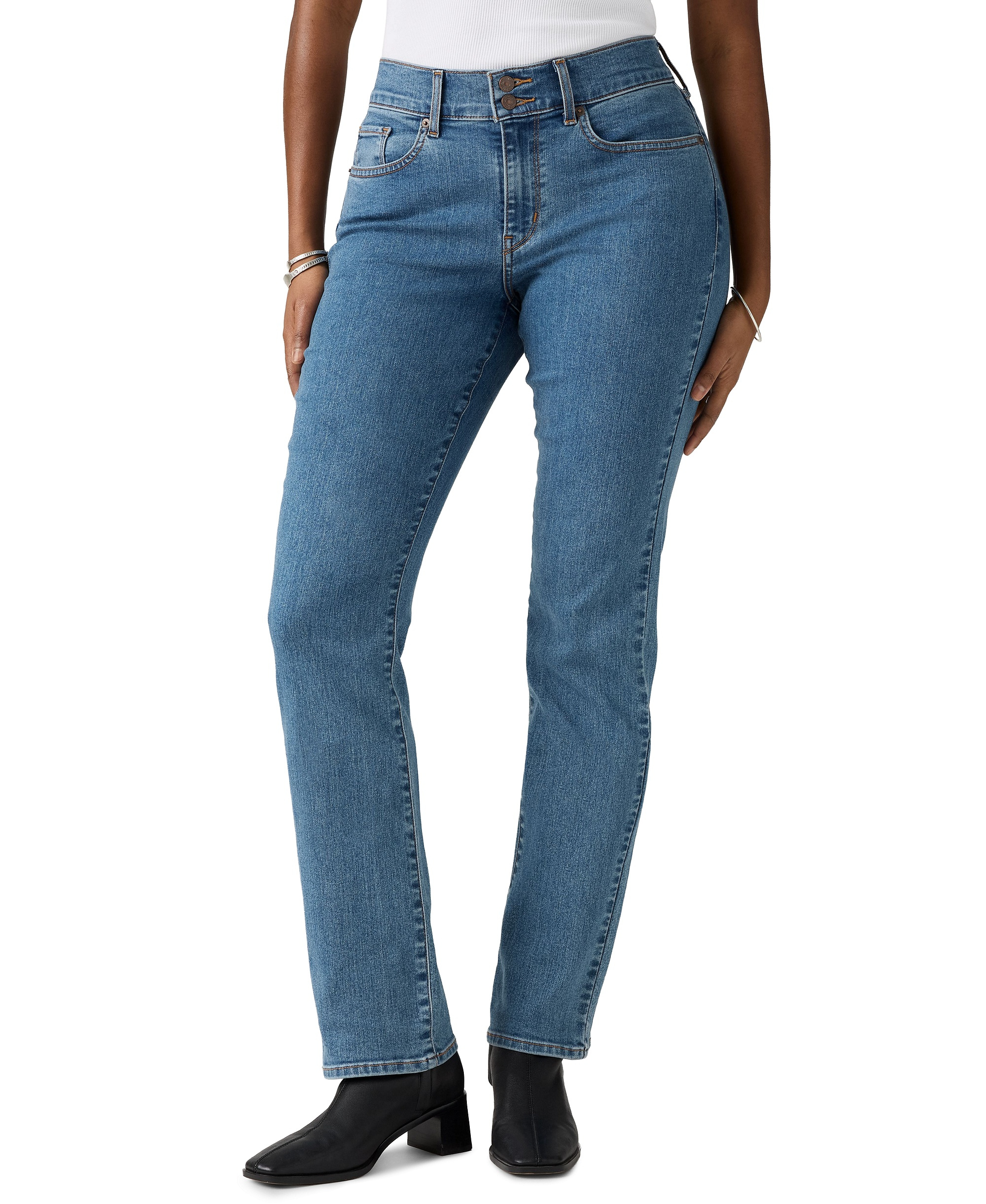 Levi's Women's Classic Mid-Rise Straight-Leg Jeans - We Have Arrived