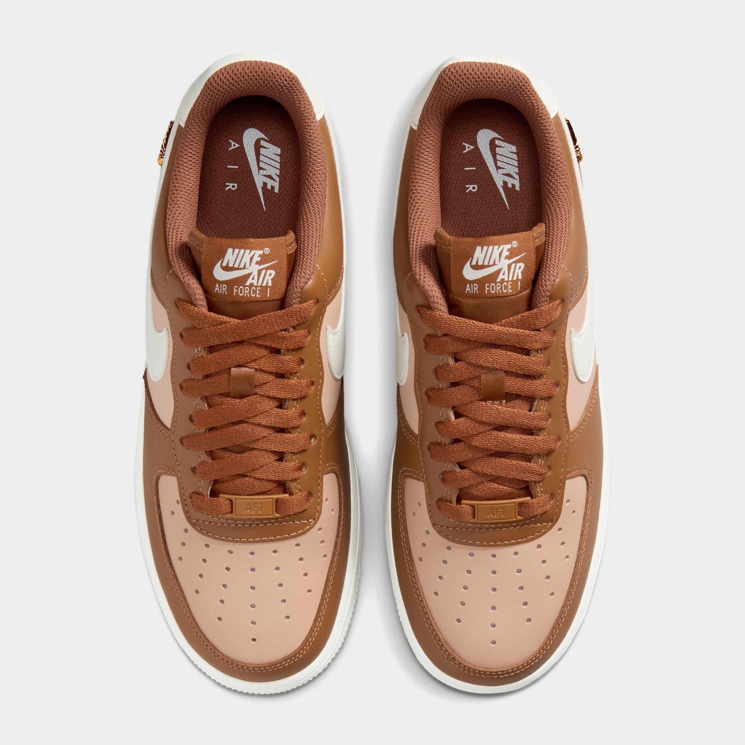 Women's Nithtke Air Force 1 '07 SE Casual Shoes - Light British Tan/Hemp/Metallic Gold/Sail - Top view