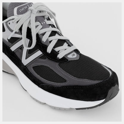 New Balance Made in USA 990v6, W990BK6