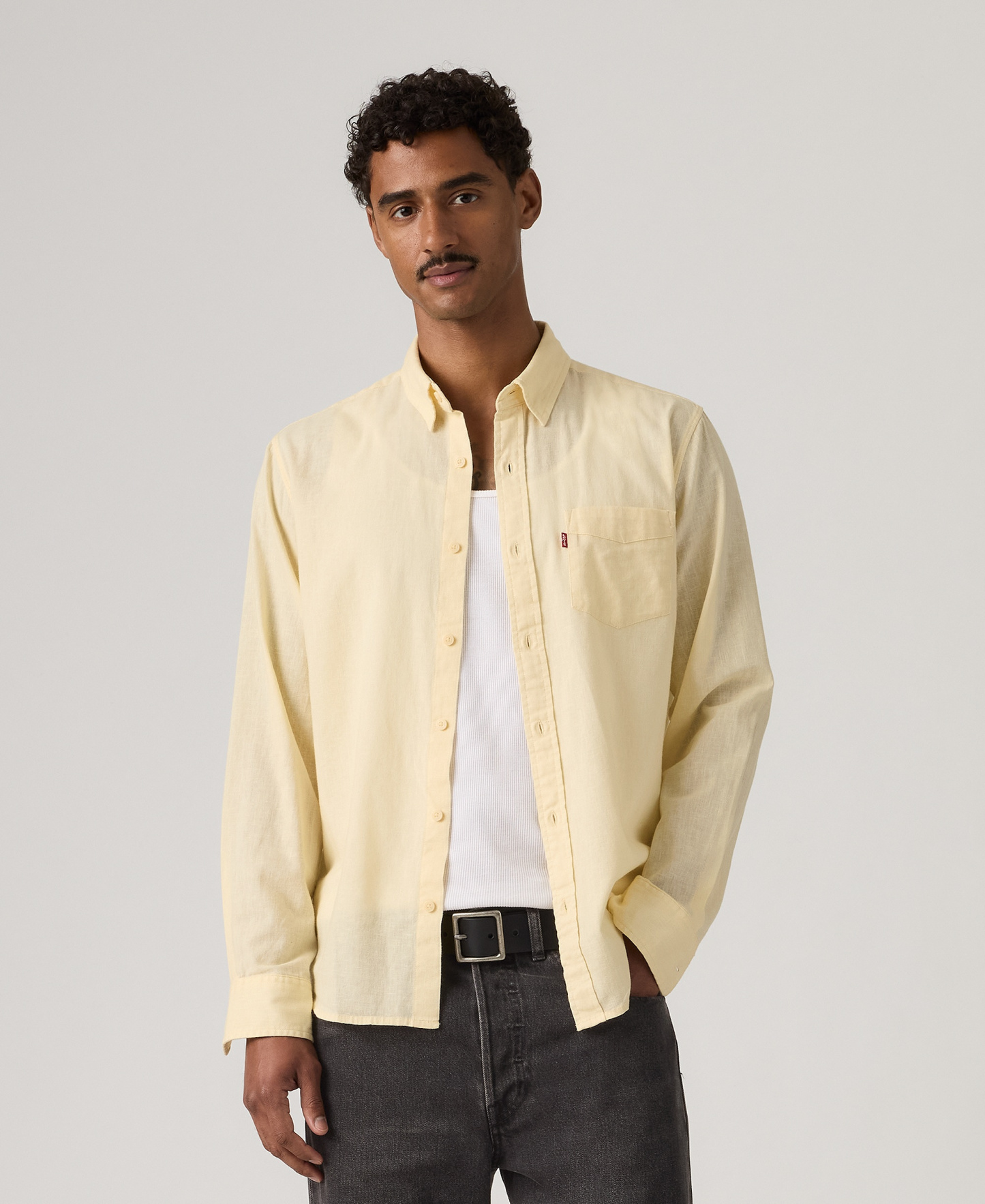 Levi's Men's Classic Pocket Regular-Fit Long-Sleeve Shirt - Rutabaga