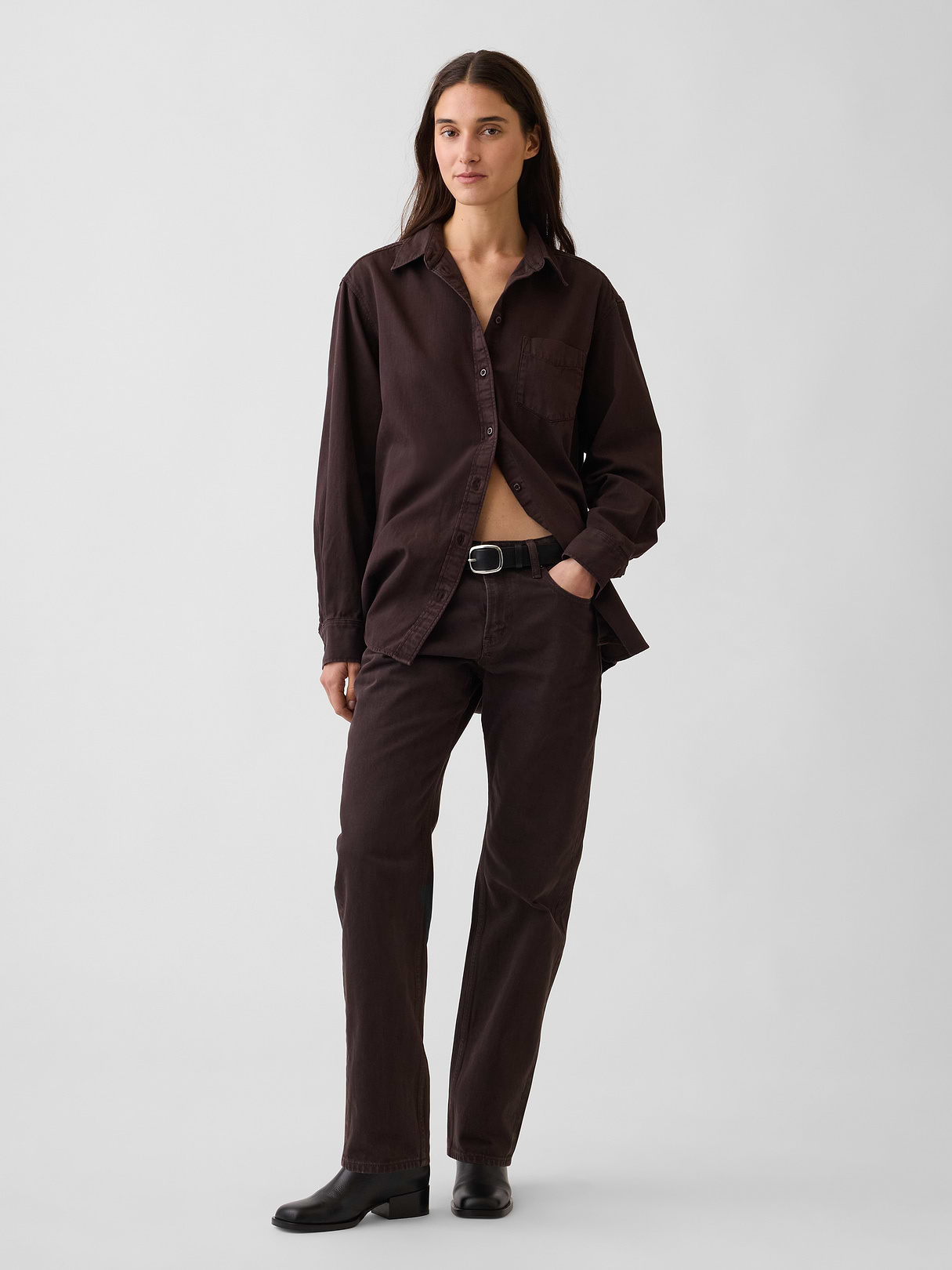 Mid Rise Straight Taper Jeans - Dark brown
