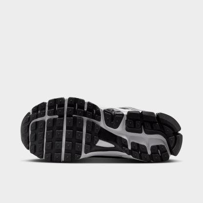 Big Kids' Nike Vomero 5 Casual Shoes - Black/Photon Dust/Volt Ice/Metallic Silver