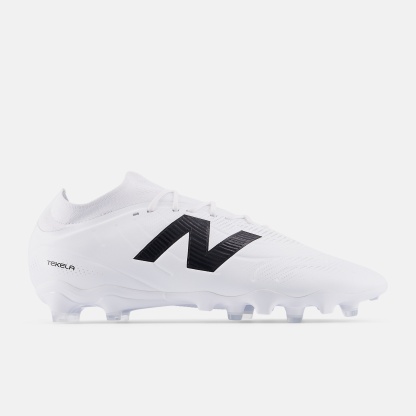 New Balance Tekela Team Low Laced FG V5, ST3FWG5
