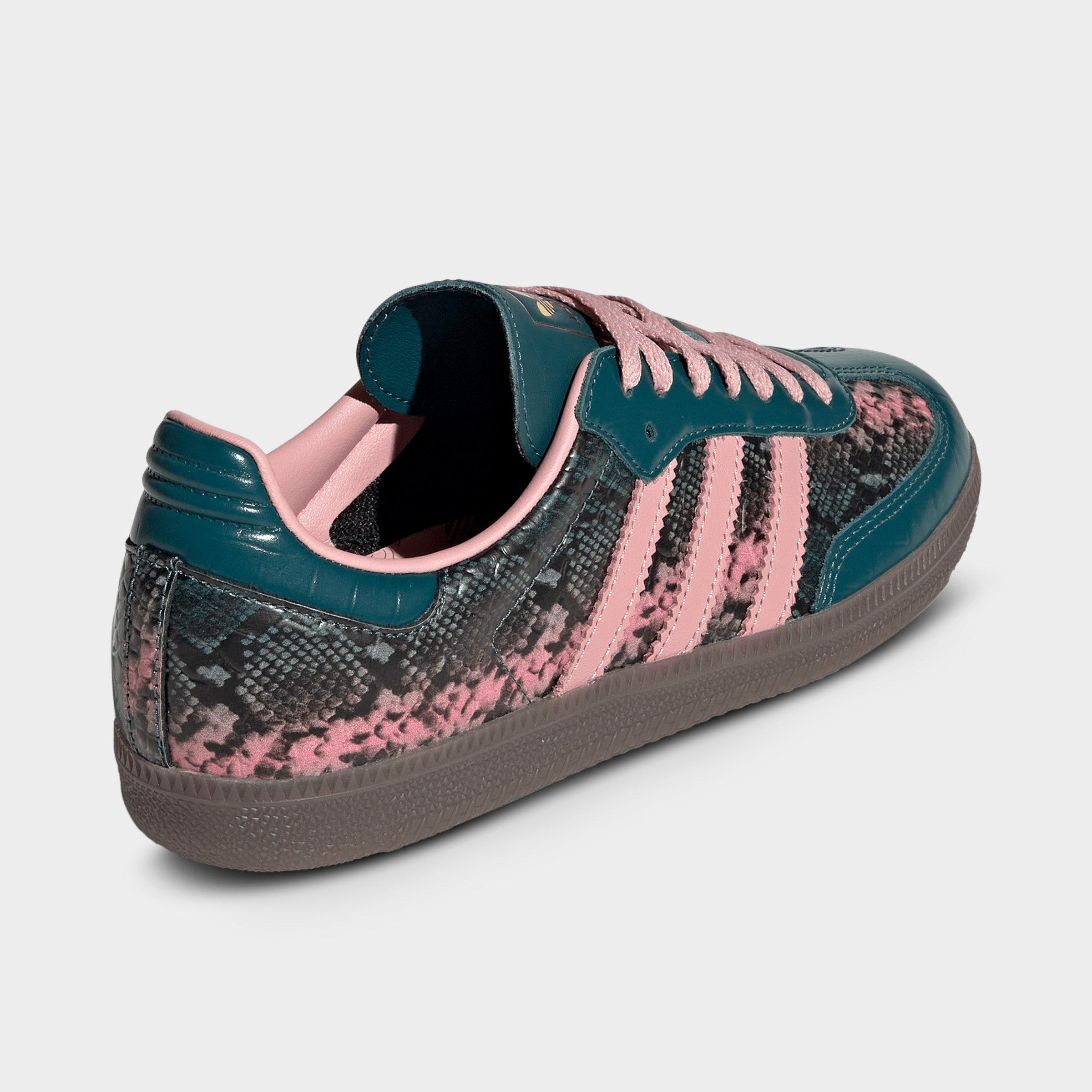 Women's adidas Originals Samba OG Casual Shoes - Part 1 - Rich Green/Wonder Mauve/Gold Metallic - Detail shot