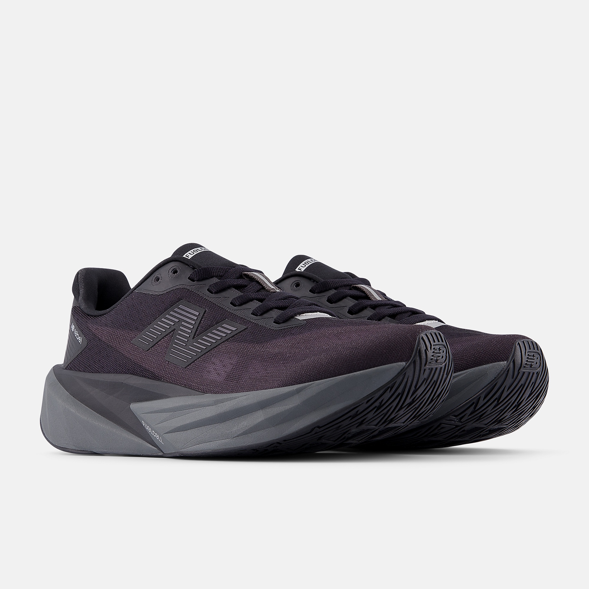 New Balance FuelCell Rebel v5, WFCXLO5