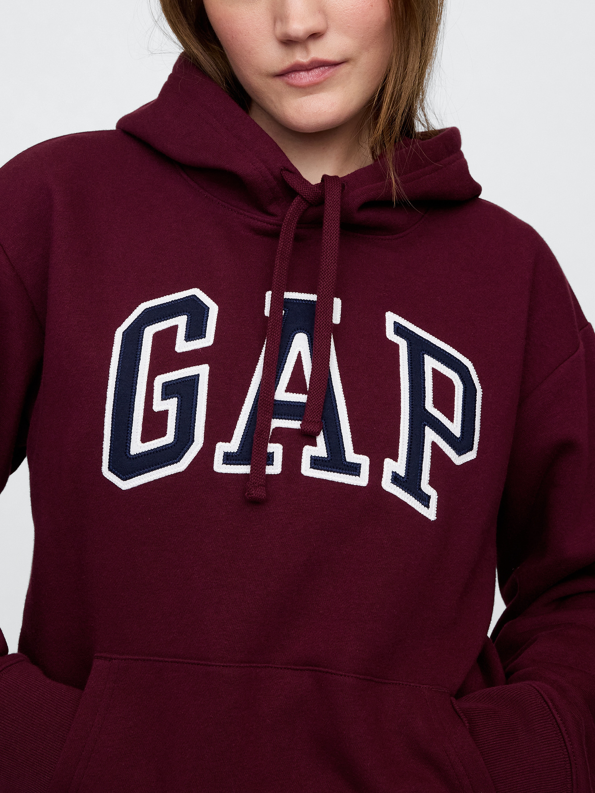 Relaxed Gap Logo Hoodie - deep ruby red