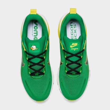 Men's Nithtke Vomero 18 Purdue Boilermakers Running Shoes - Part 1 - Apple Green/White/Black - Top view