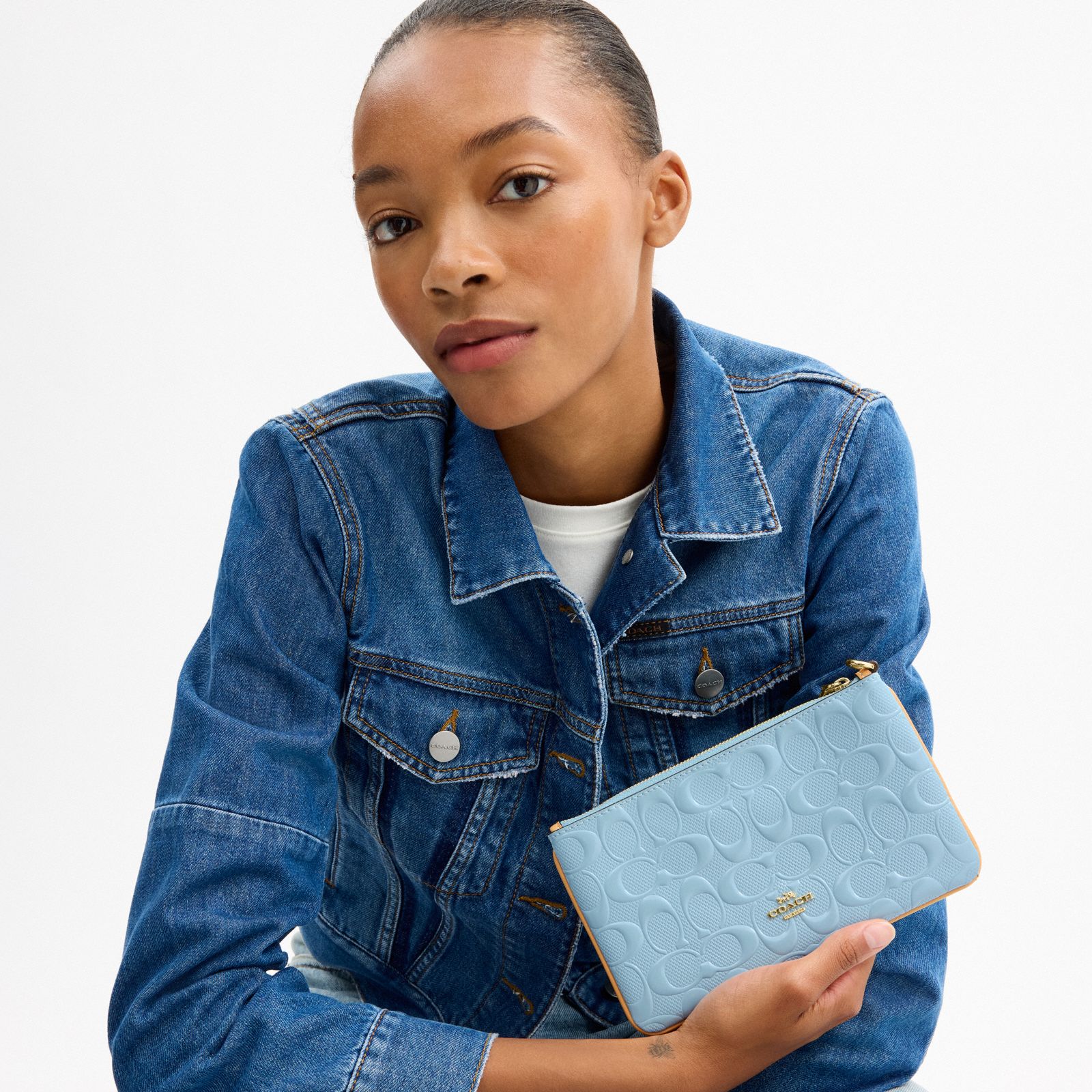 Ashton Wristlet In Signature Leather - Gold/Light Blue - view 3