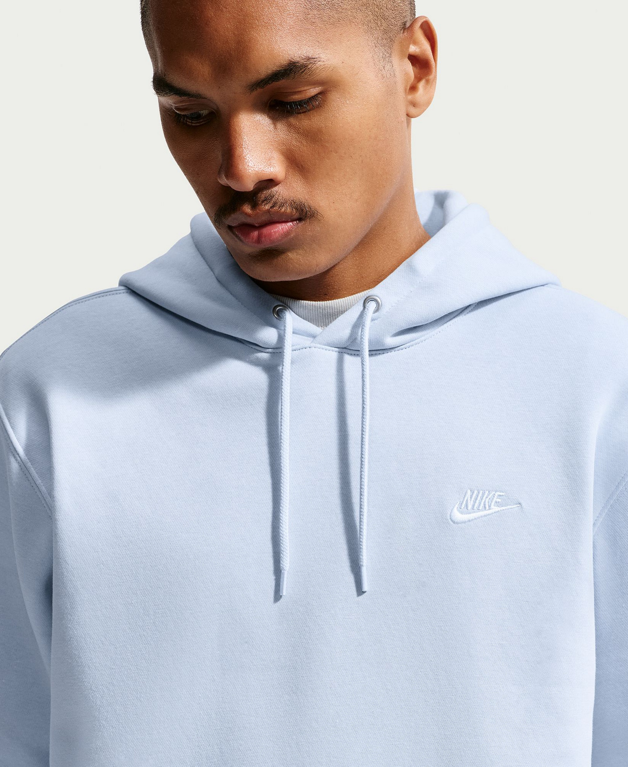 Nike Men's Club Pullover Fleece Hoodie Logo - Hydrogen Blue/White