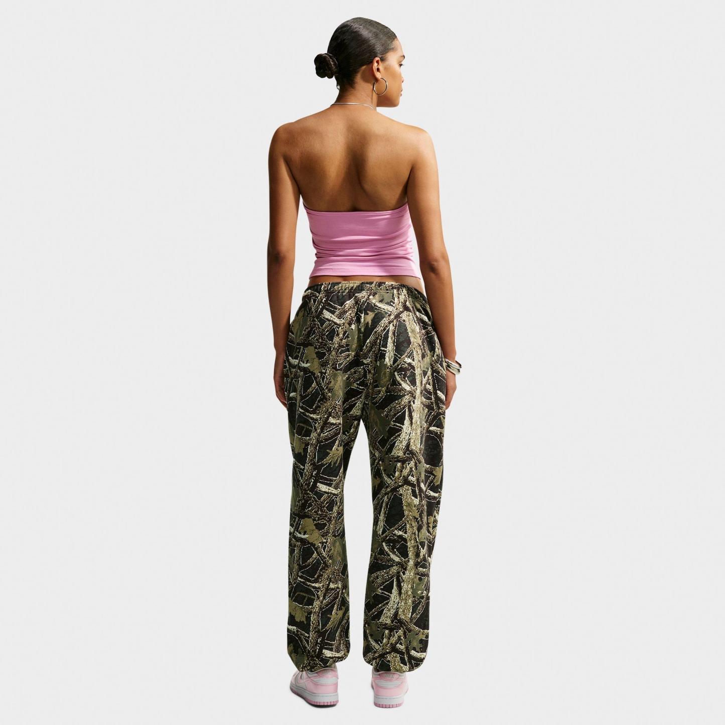 Women's Nithtke Studio Fleece Medium-Weight Camo High-Rise Oversized Cuffed Pants - Camo Green/Pink Rise
