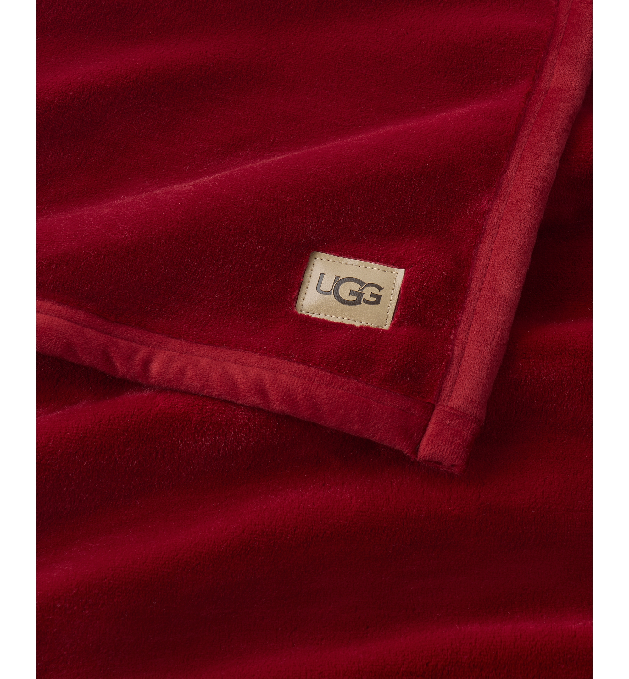 UGG® Coco Soft Throw, 50" x 70" - Coffee Berry