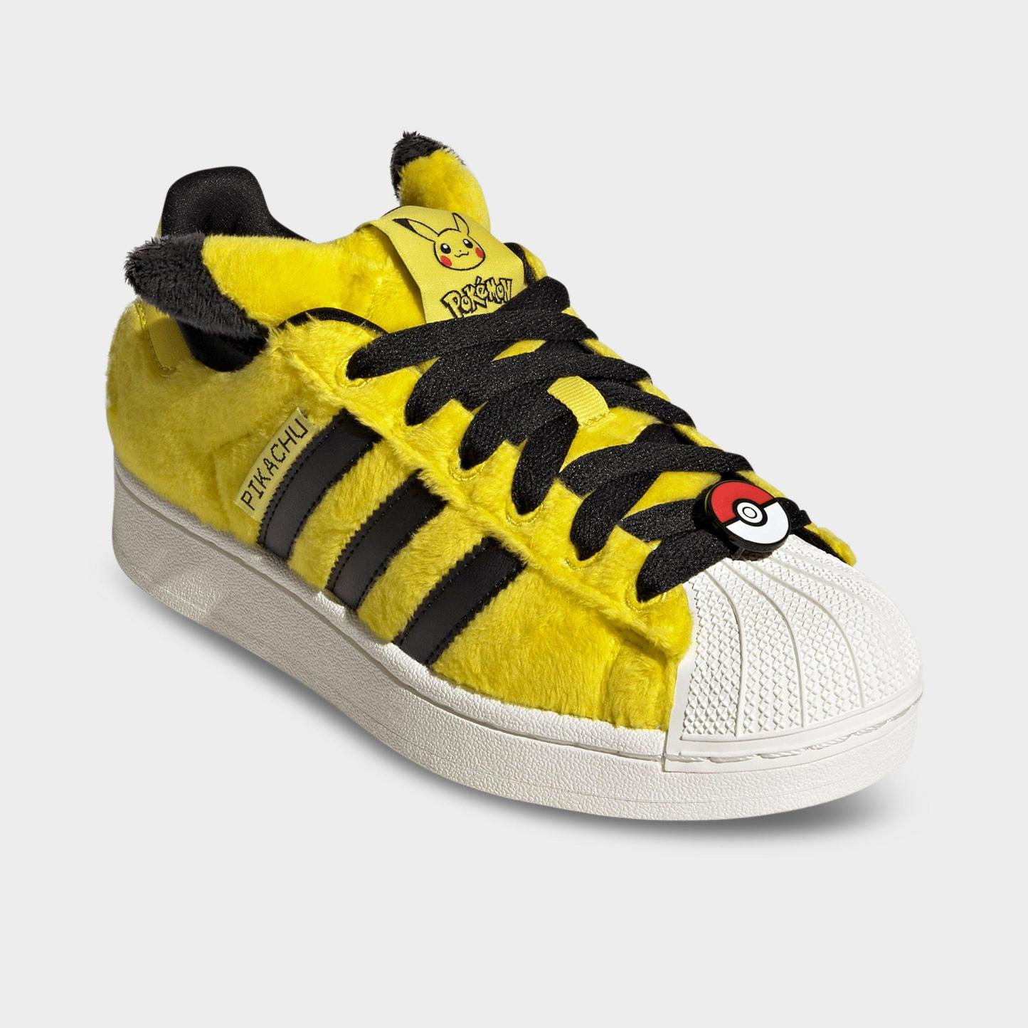 Big Kids' adidas Originals Superstar II Casual Shoes - Yellow/Yellow/Core Black - Both shoes facing left