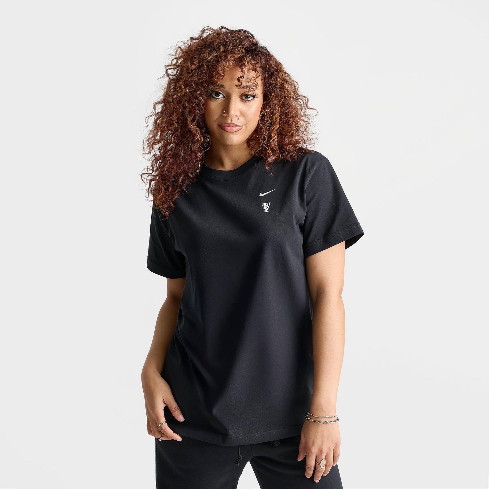 Women's Nike Short-Sleeve Basketball T-Shirt - Black