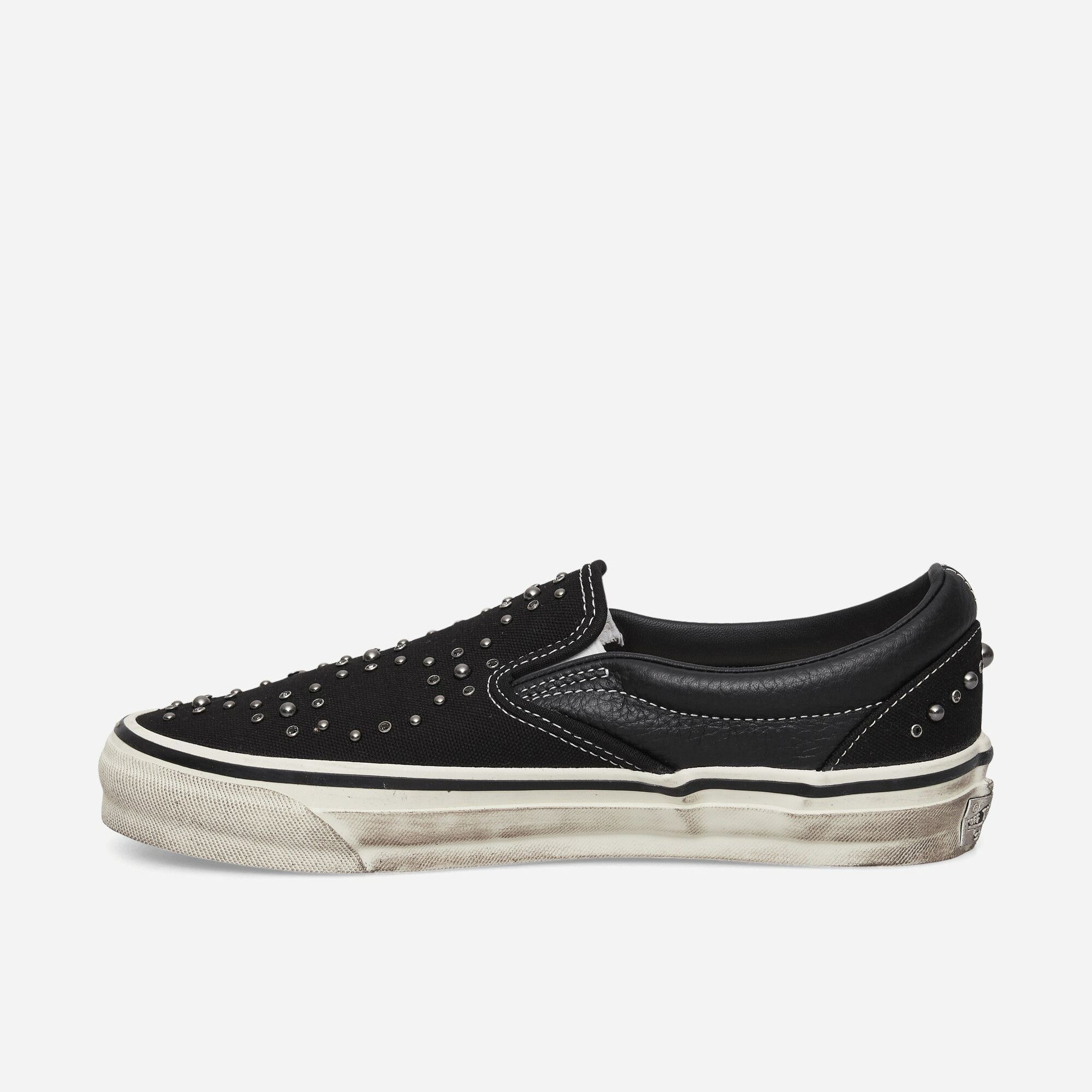 Premium Classic Slip-On Pearlized Sneakers Black