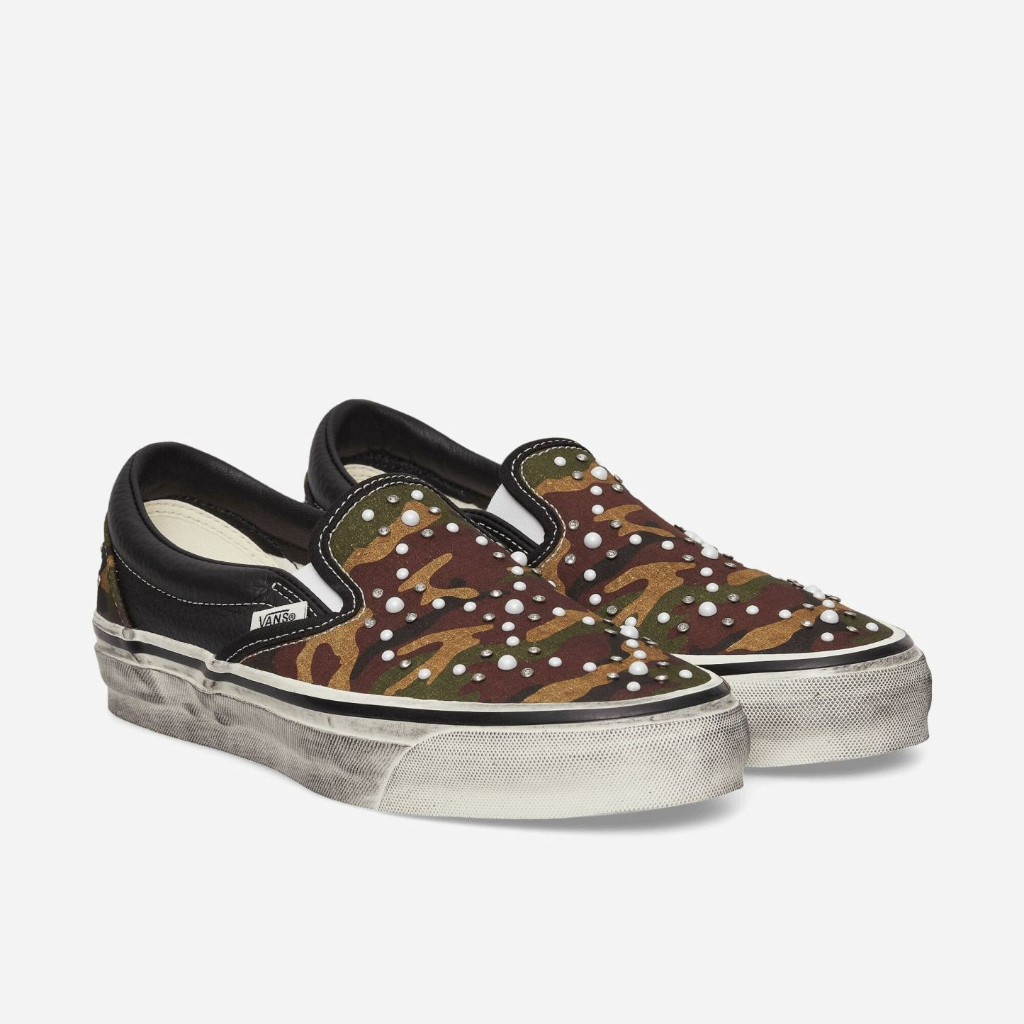 Premium Classic Slip-On Pearlized Sneakers Camo / Black