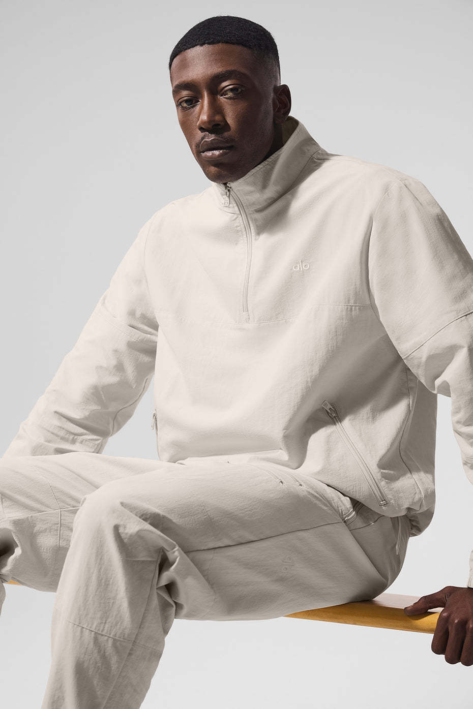Light Weight Takeaway Track Pullover