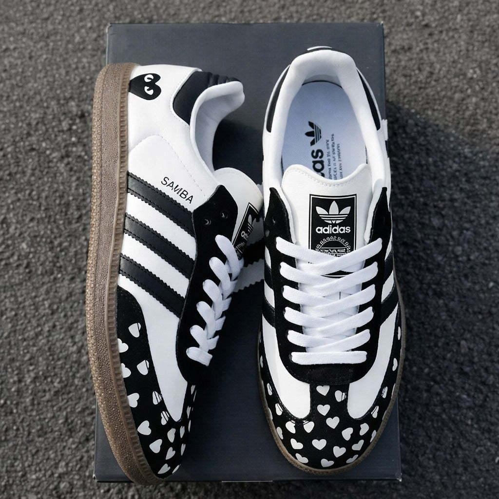 Samba Heart Sneakers - Women