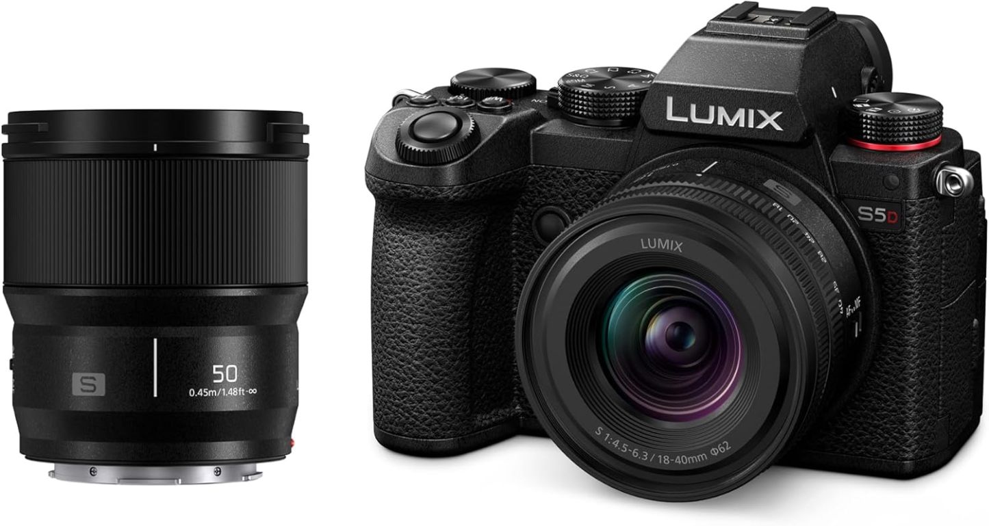 Panasonic Lumix S5D | Appareil Photo Hybride Plein Format + Lumix S 18-40mm F4.5-6.3 + Lumix S 50mm F1.8 (24MP, 4K 4:2:2 10bit, Double Stab., V-Log, Anamorphique, Tropicalisé), Noir