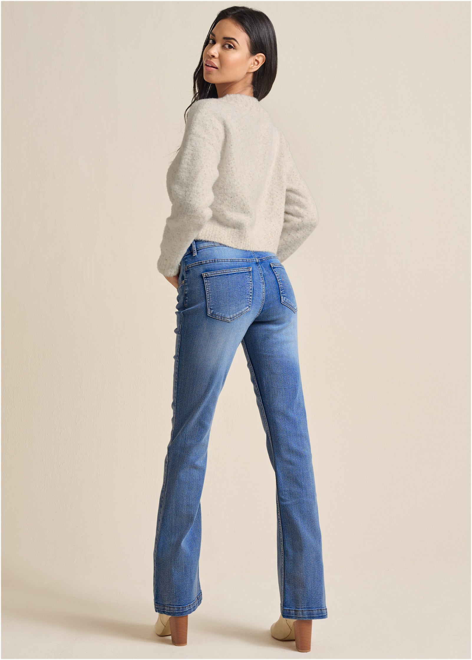 V-Neck Sweater - White Multi-Basic Charm Store