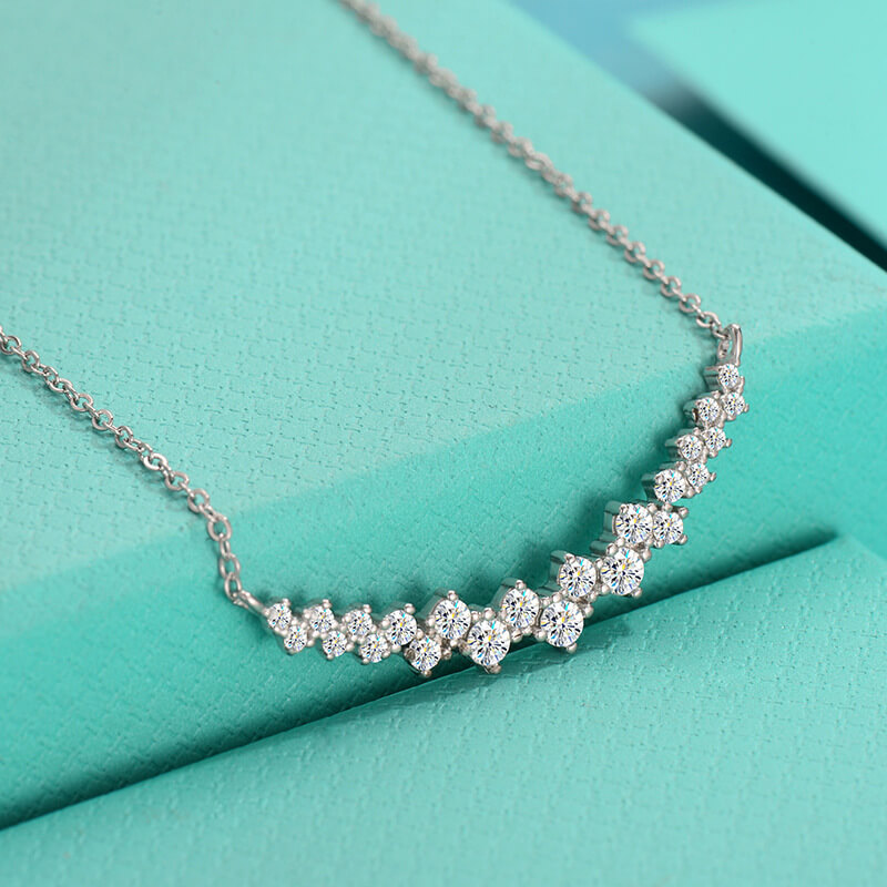 MARDAZA V-Shine Round Cut Sterling Silver Moissanite Necklace