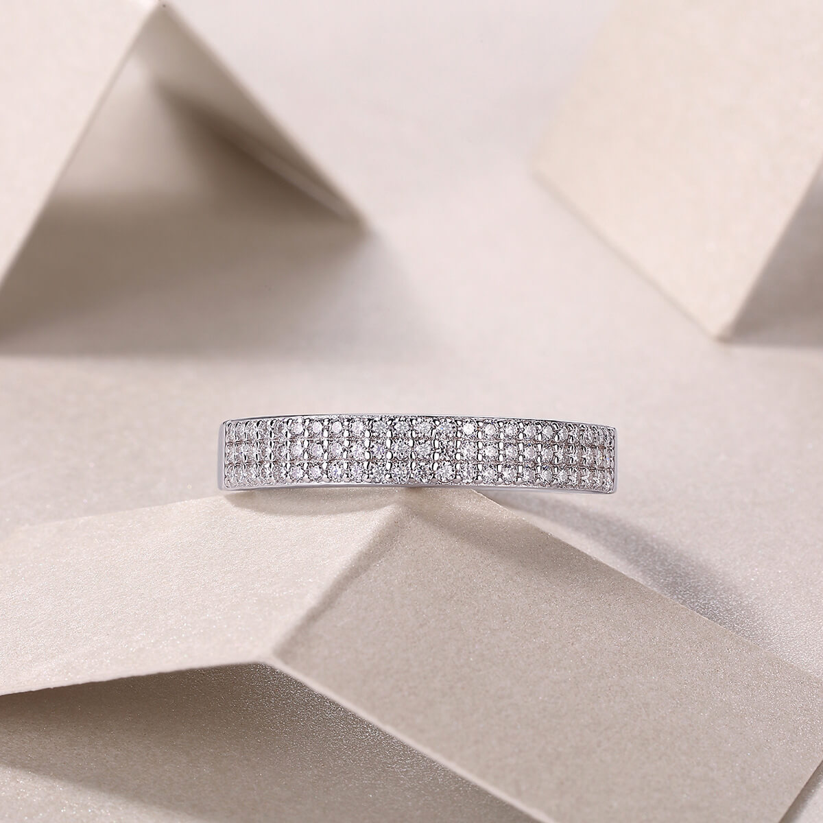 S925 Graceful Glimmer Moissanite Ring-MARDAZA